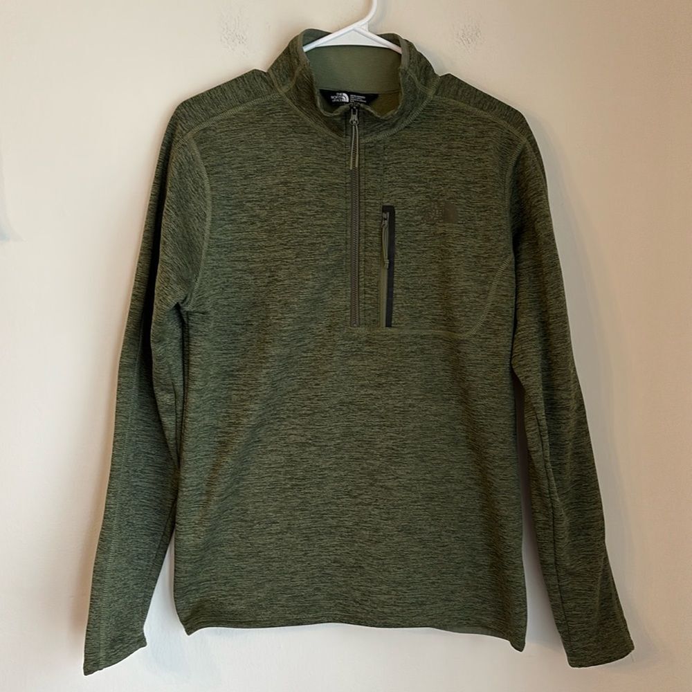 The North Face Men’s Canyonlands ½-Zip pullover fleece sweatshirt size small EUC